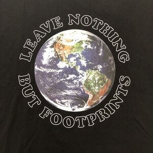 Organic Cotton Embrace Tee Shirt Leave Nothing But Footprints  Men's Size L